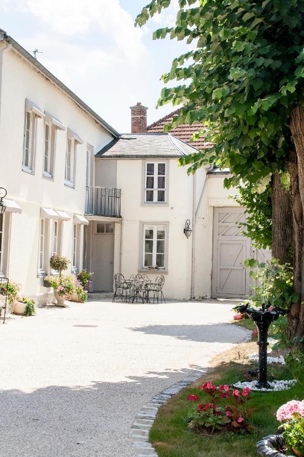 La Mongeardiere Ay-Champagne Exterior photo